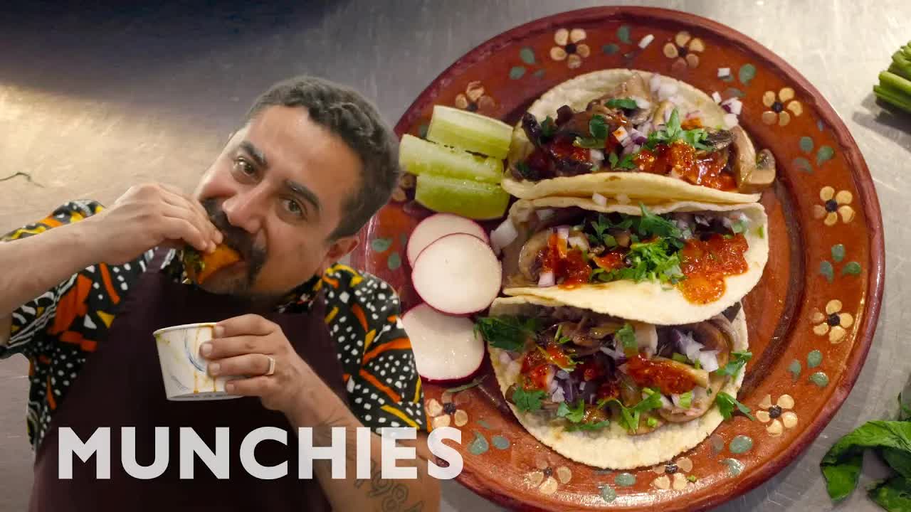 Video thumbnail for vice-munchies: nyc's ultimate taco tour: birria, mushroom, and more!