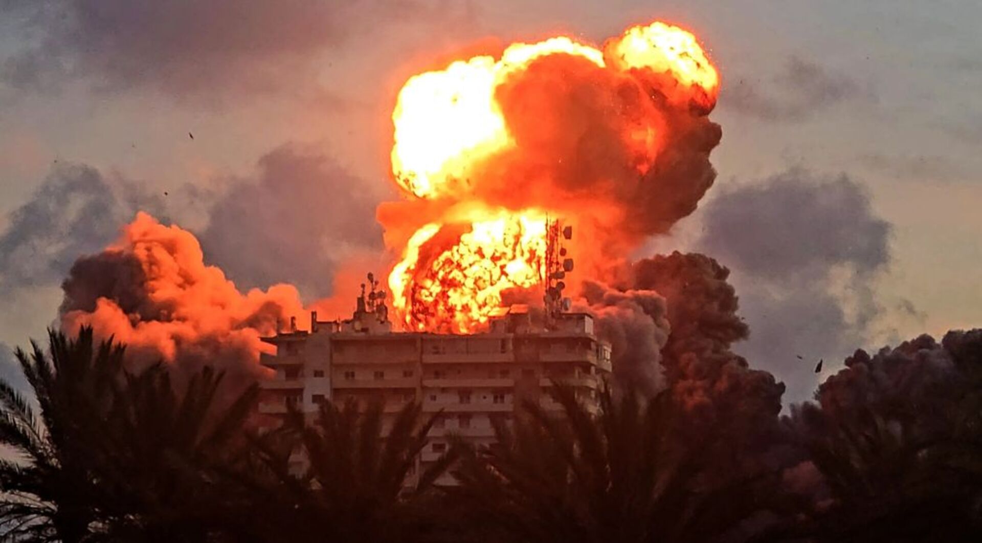 Video thumbnail for Israel strikes Beirut's southern suburbs and Tyre as death toll rises in Lebanon