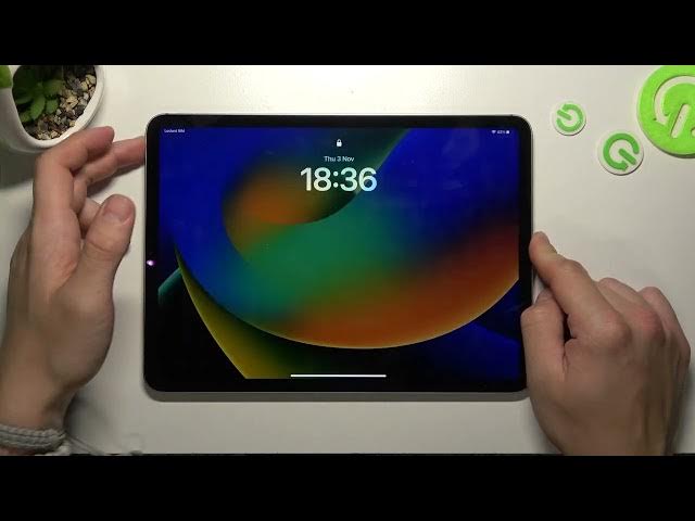 Video thumbnail for How to Turn On the Siri for the Lock Screen on the iPad Pro 11'' 2022