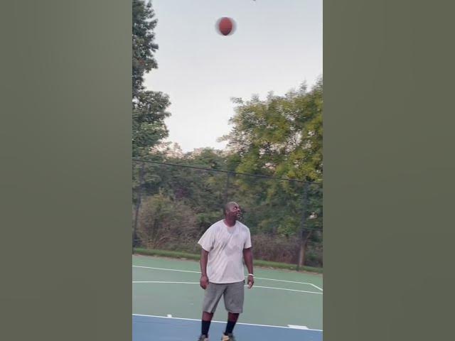 Video thumbnail for Scrubs basketball 1v1 Epic Game Winning Celebration