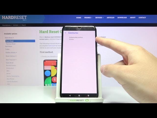 Video thumbnail for How to Change Volume Button Function in Camera in GOOGLE Pixel 5 – Volume Buttons Settings