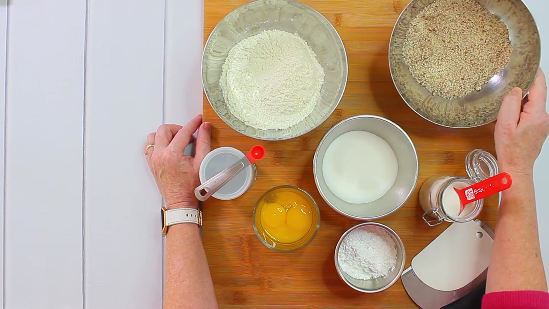 Video thumbnail for How to make Vanilla Crescents _ Almond Crescent Cookies  _ Vanillekipferl ✪ MyGerman.Recipes(720P_HD)