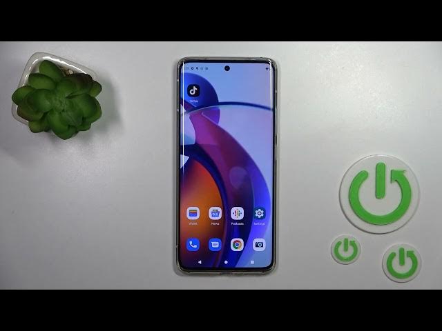 Video thumbnail for MOTOROLA Edge 30 Fusion - How To Switch On Flashlight.MP4