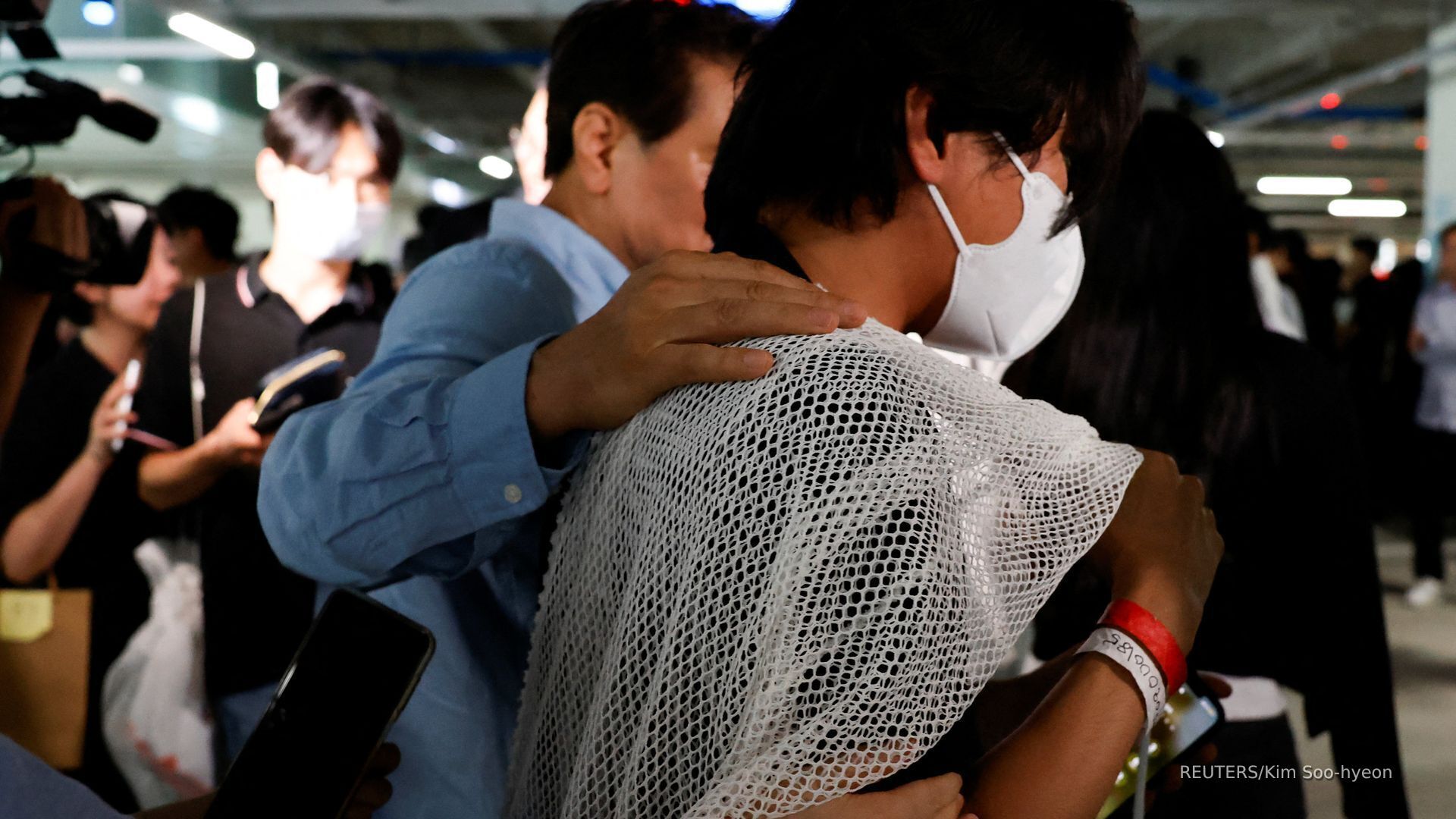 'Video thumbnail for Over 300 South Korean workers return home after detainment in Georgia'
