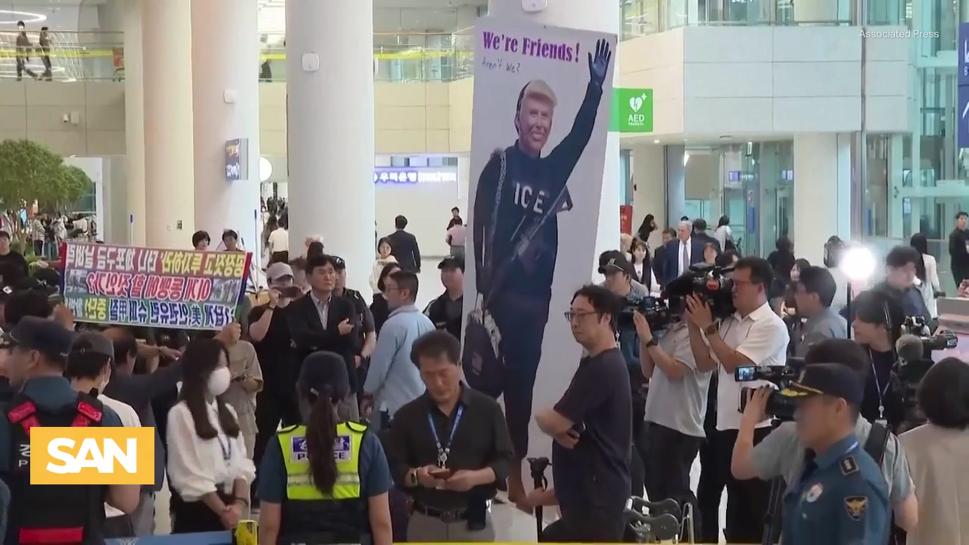 'Video thumbnail for Over 300 South Korean workers return home after detainment in Georgia'