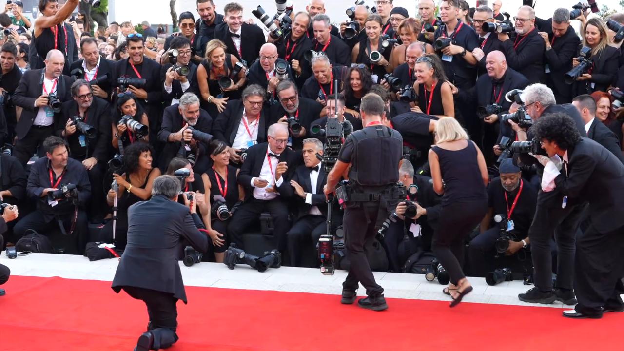 Video thumbnail for Venezia, 83rd Venice International Film Festival 2026 - Serata 1 - Red Carpet apertura - George e Amal Clooney.