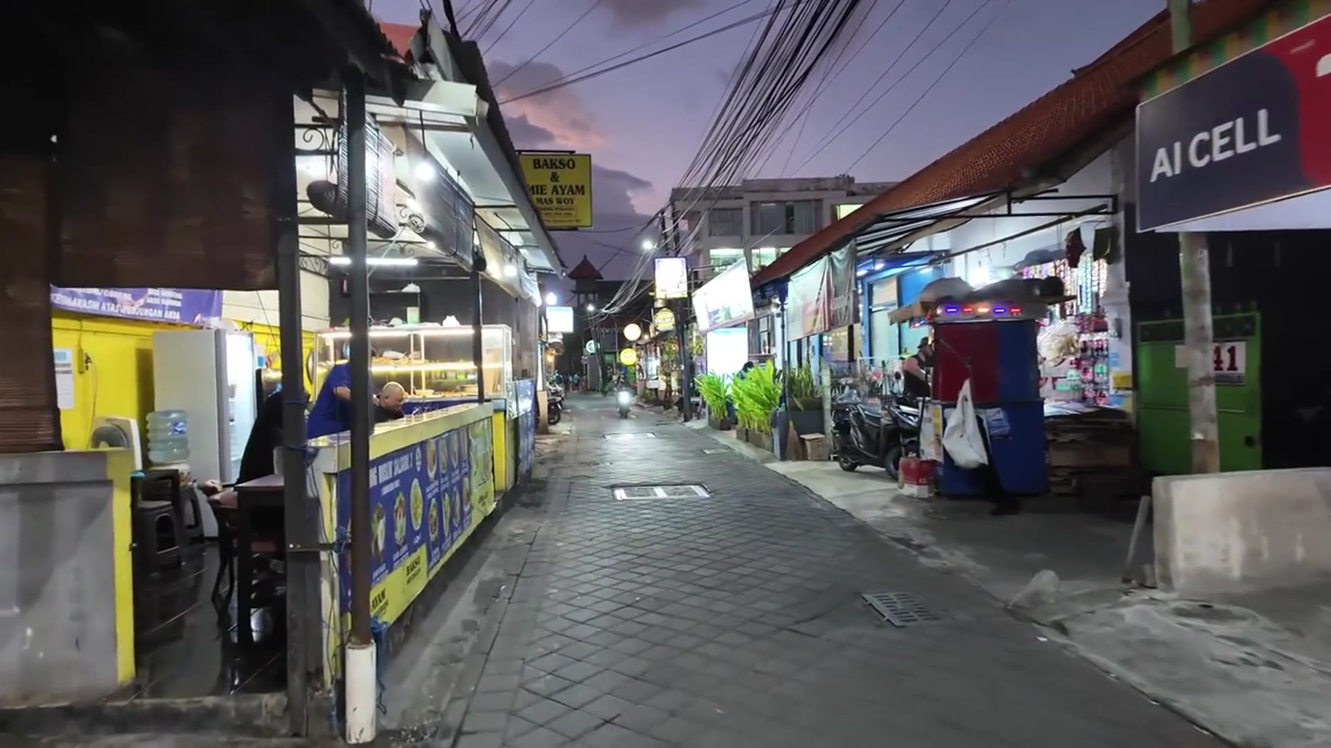 'Video thumbnail for Kuta & Legian Nightlife Bali Indonesia Tour'