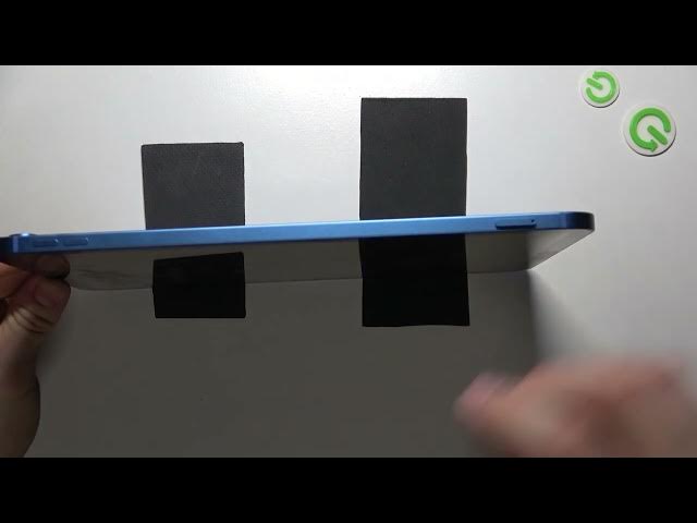 Video thumbnail for Does the iPad 10th Gen (2022) Have a Slot for an SD Card? Let's Figure Out!