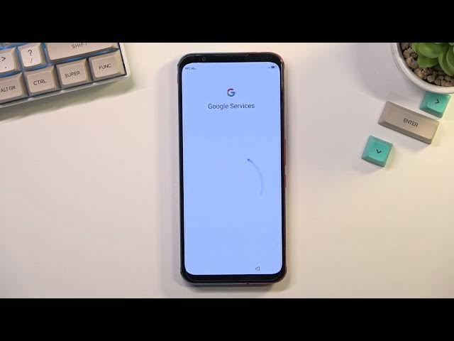 Video thumbnail for How to Set Up the System of NUBIA Red Magic 5S Device During First Launch