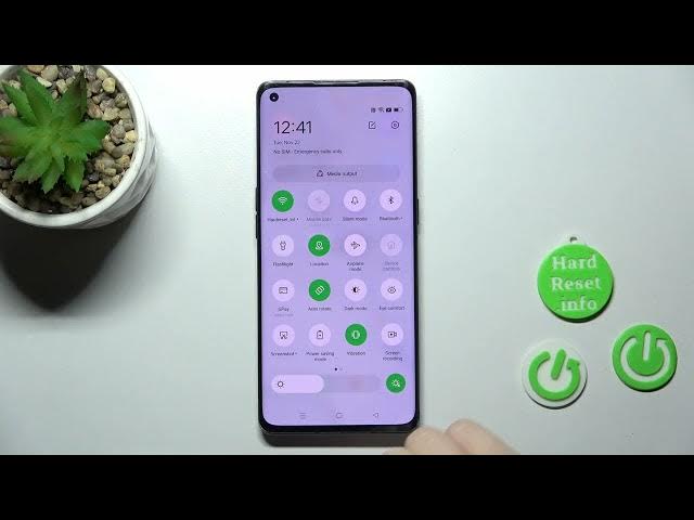 Video thumbnail for How to Turn On the Flashlight on the OPPO Find X2 Neo - Enable the Torch