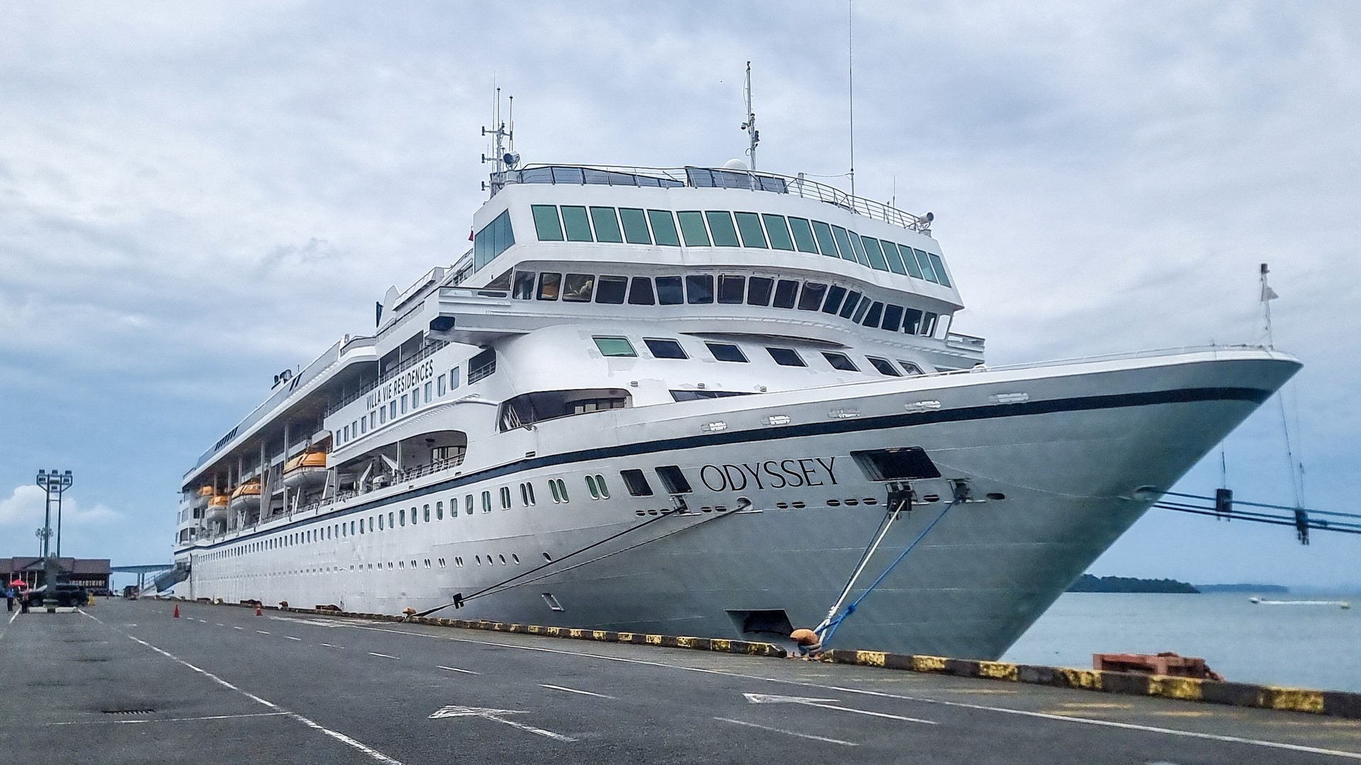 Video thumbnail for Rising fuel costs halt world cruise, leaving 200 residents stranded in Cambodia