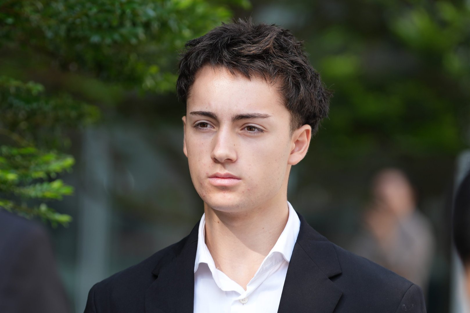 Video thumbnail for French teen fined in Singapore over 'straw licking' stunt