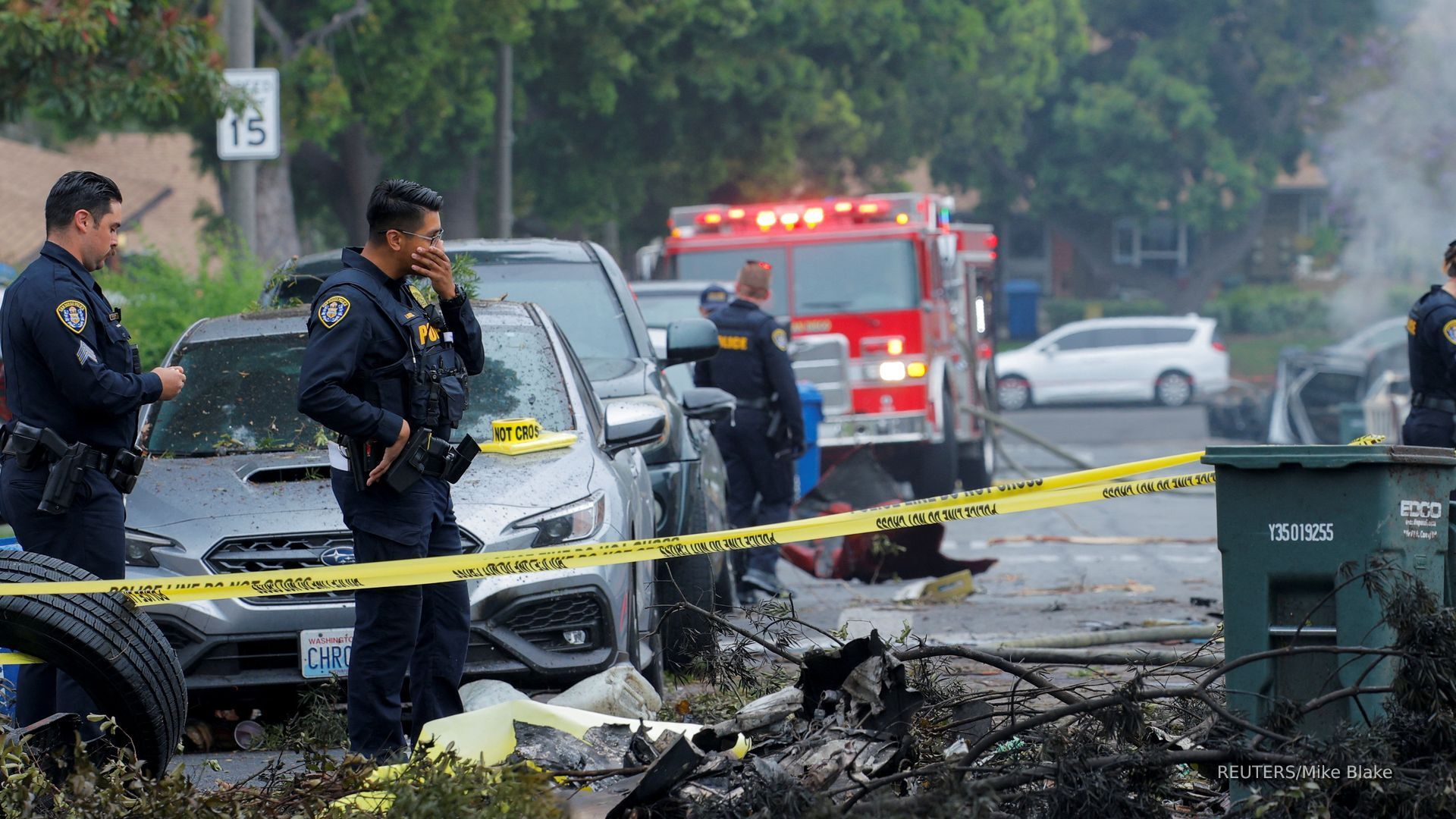 Video thumbnail for Private jet slams into homes in deadly pre-dawn fireball: Unbiased Updates, May 23