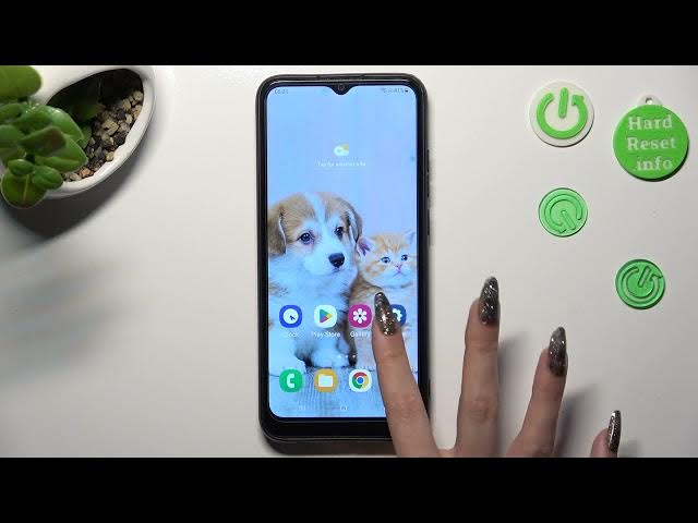 Video thumbnail for How to Shrink Display of Samsung Galaxy A03 – Use One Handed Mode