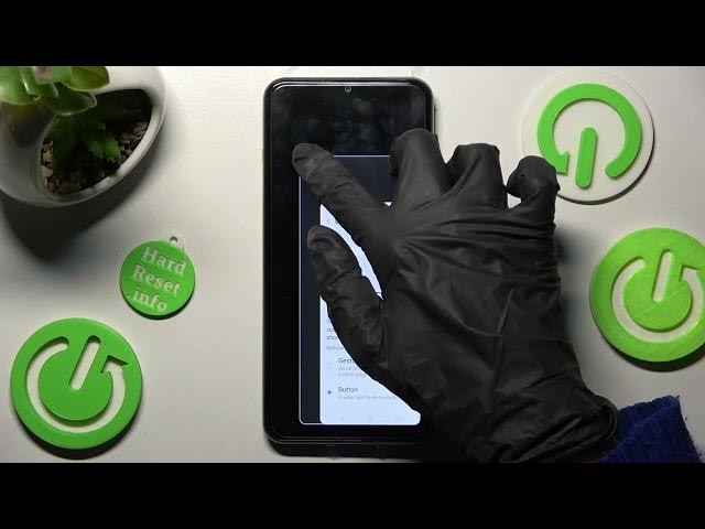 Video thumbnail for How to Enter One Handed Mode in Samsung Galaxy M33 - Manage One-Handed Feature
