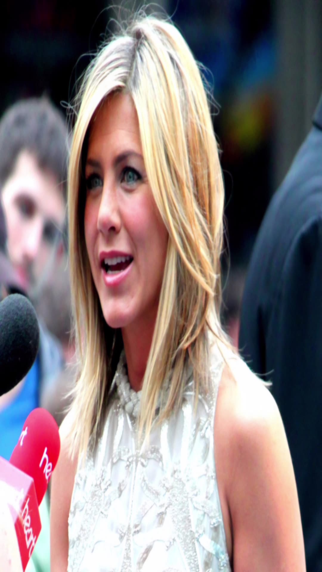 Video thumbnail for Jennifer Aniston
