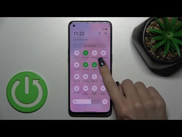 Video thumbnail for OPPO F21 Pro 5G - How To Switch On Flashlight
