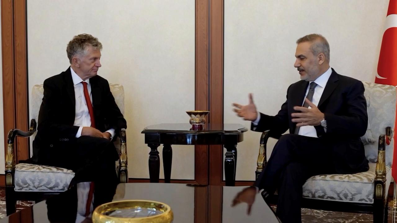 Video thumbnail for Türkiye: Turkish foreign minister receives UK national security adviser in Ankara.