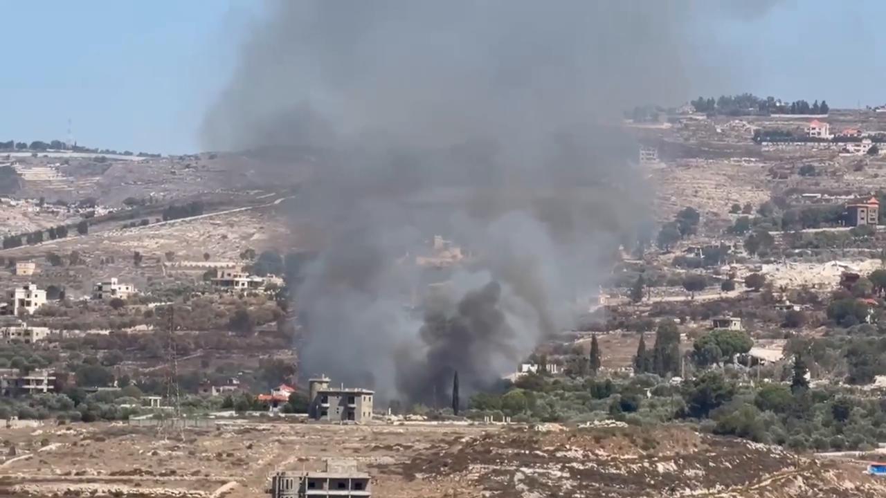Video thumbnail for Lebanon: Israeli forces continue detonating Lebanese homes in the town of Bani Hayyan.