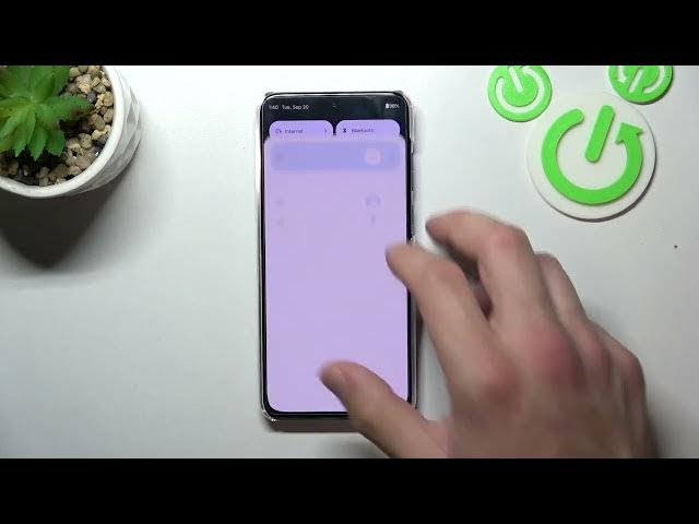 Video thumbnail for How to Turn Off Flashlight on MOTOROLA Edge 30 Neo