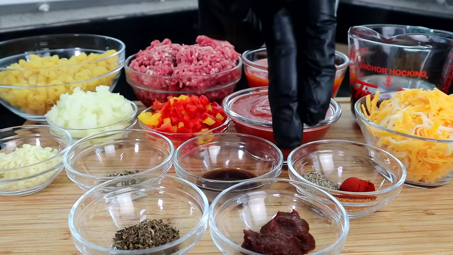 Video thumbnail for This Beefaroni Recipe Tastes Way Better Than Store Bought_(720P_HD)