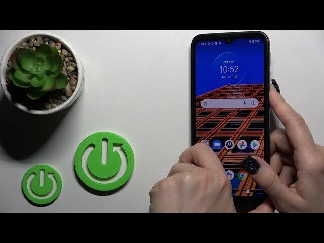 Video thumbnail for How to Adjust Ringtone Volume on MOTOROLA Defy - Change Ringtone Volume