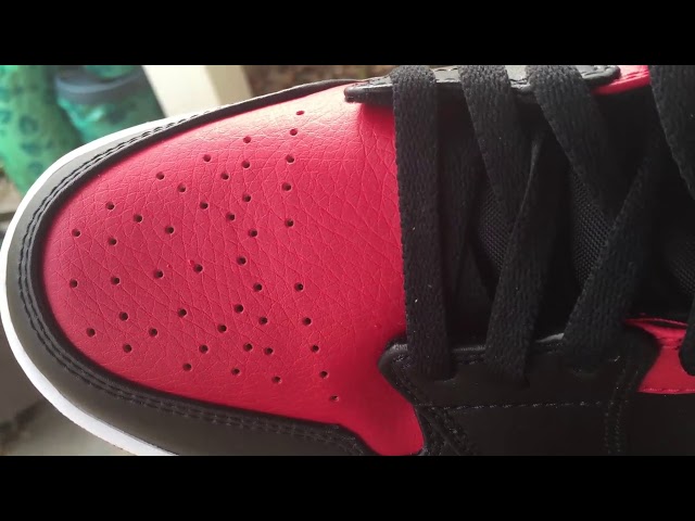 Video thumbnail for Quick Look At The Air Jordan 1 Mid Banned , Observations & Buy It Now