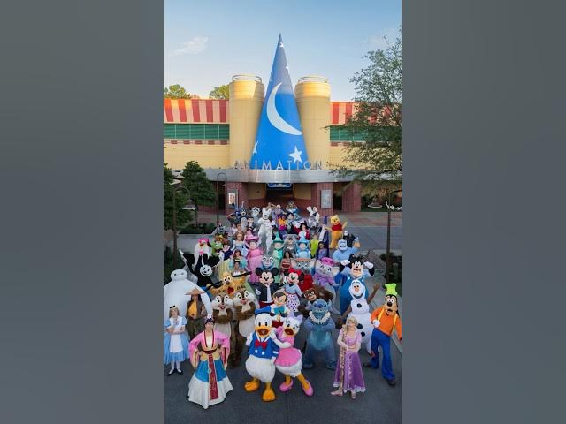 Video thumbnail for Disney Characters Come Together for The Magic of Disney Animation Opening
