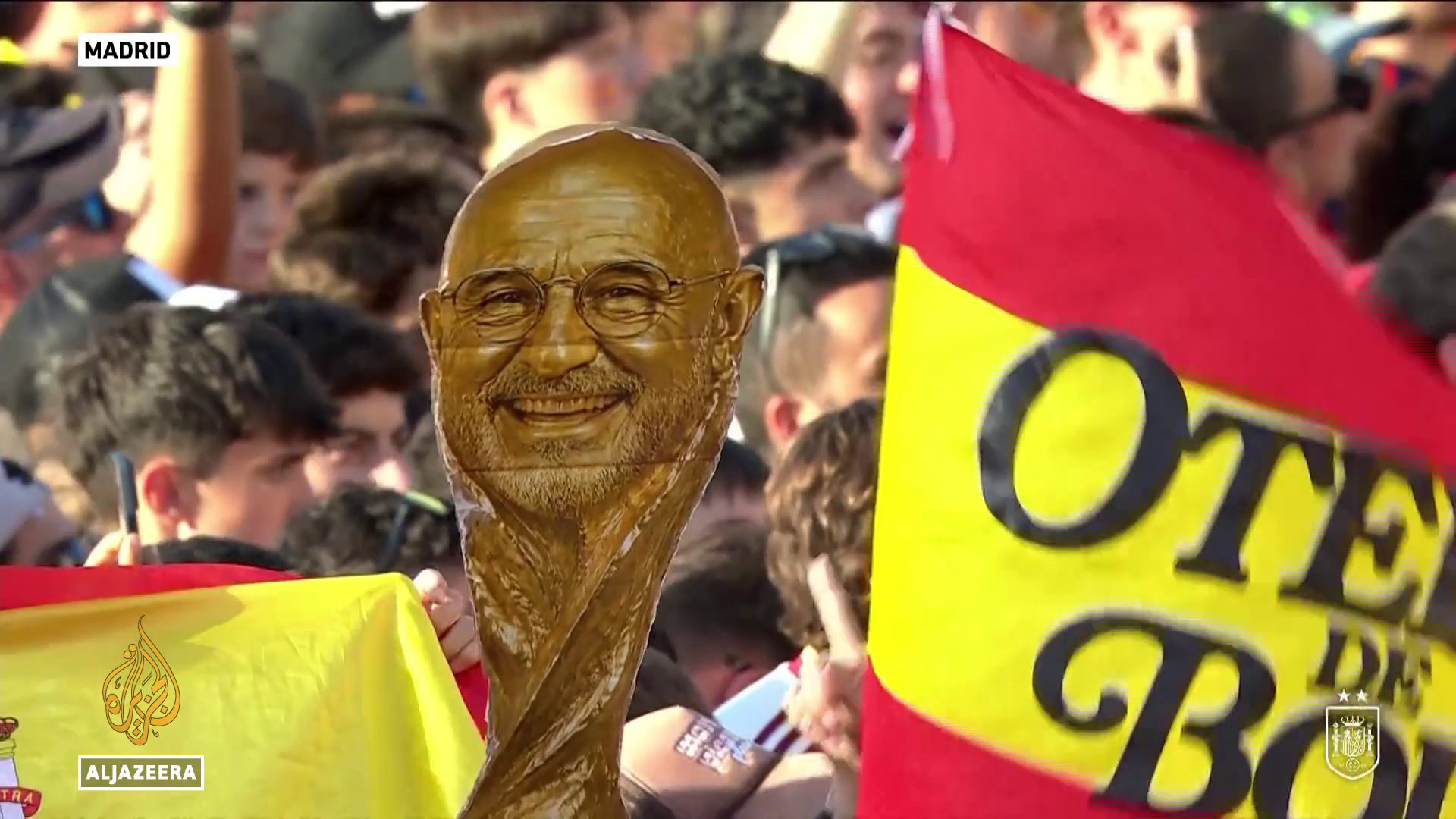 Video thumbnail for Spain: World Cup winners celebrate with a victory parade in Madrid