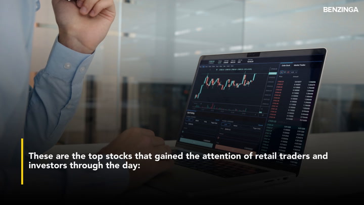 Video thumbnail for Amazon, SoFi, Hyperscale Data, Celestica And Qualcomm: Why These 5 Stocks Are On Investors' Radars Today