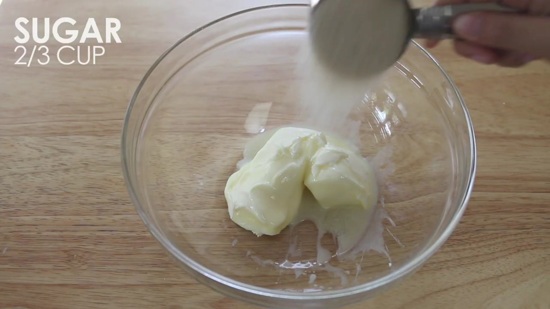 Video thumbnail for How to Make Heart Shaped Thumbprint Jam Cookies (Raspberry Flavor)(720P HD)