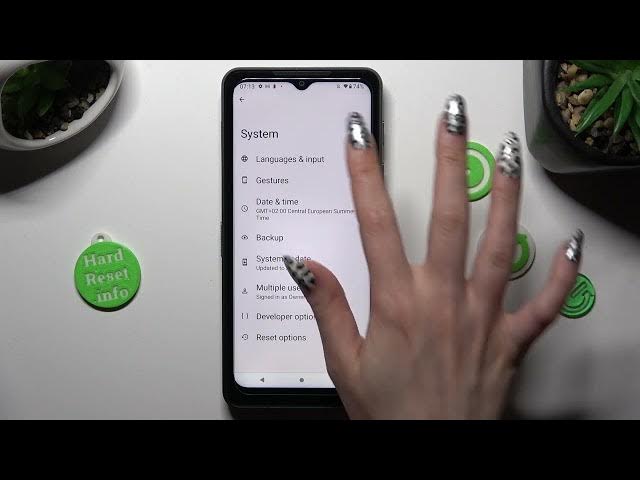 Video thumbnail for How to Turn On & Off Auto Correction on CAT S75?