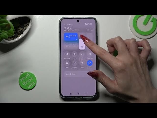 Video thumbnail for How to Turn On / Off Auto Brightness on XIAOMI 13?