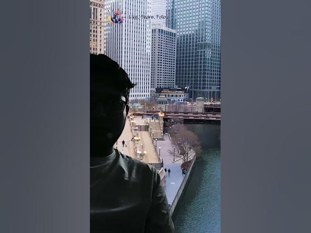 Video thumbnail for travel christmas views drone travelvlog chitown illinois yotubeshorts windycity chicagoloop