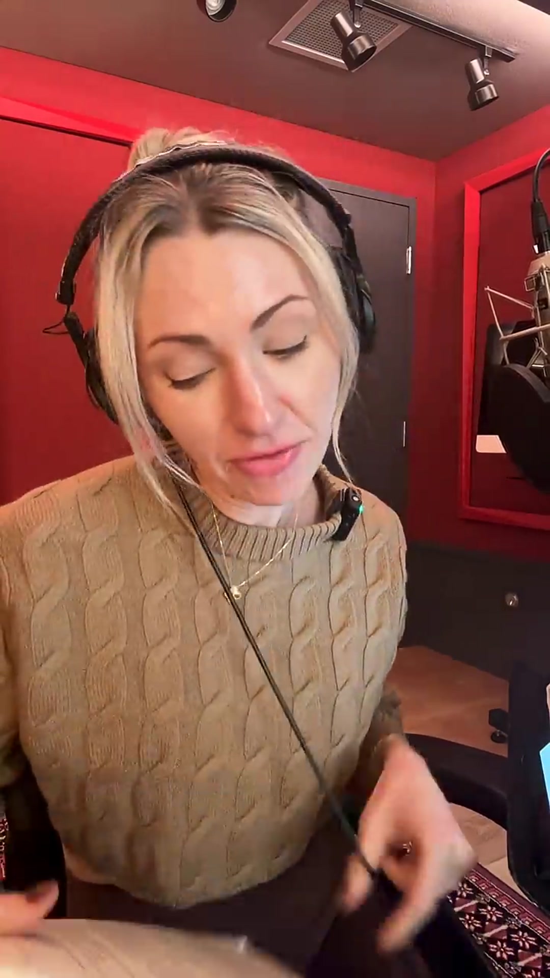 Video thumbnail for Get my Holiday Survival Guide for FREE (720P HD)