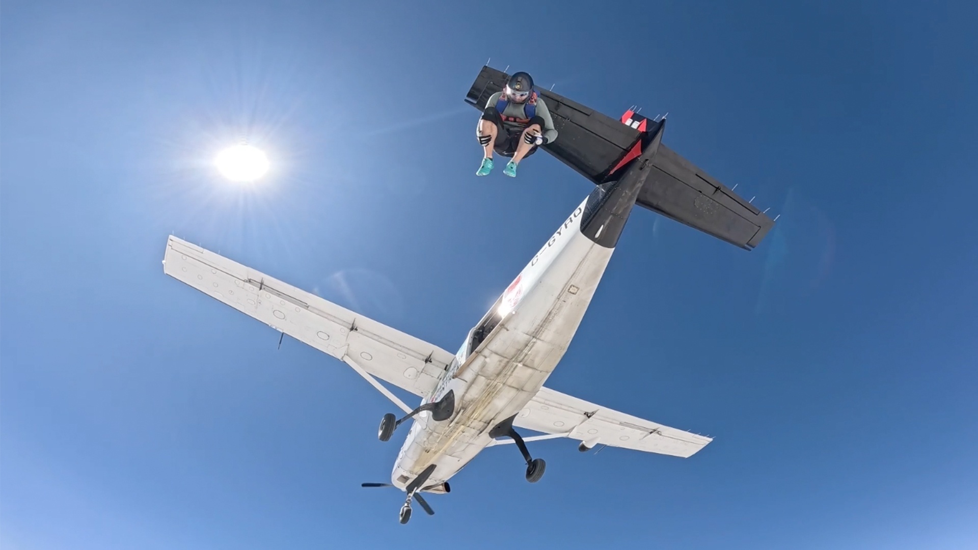 Video thumbnail for Most somersaults in a sky dive - 41 by Marc-Olivier Desmarais