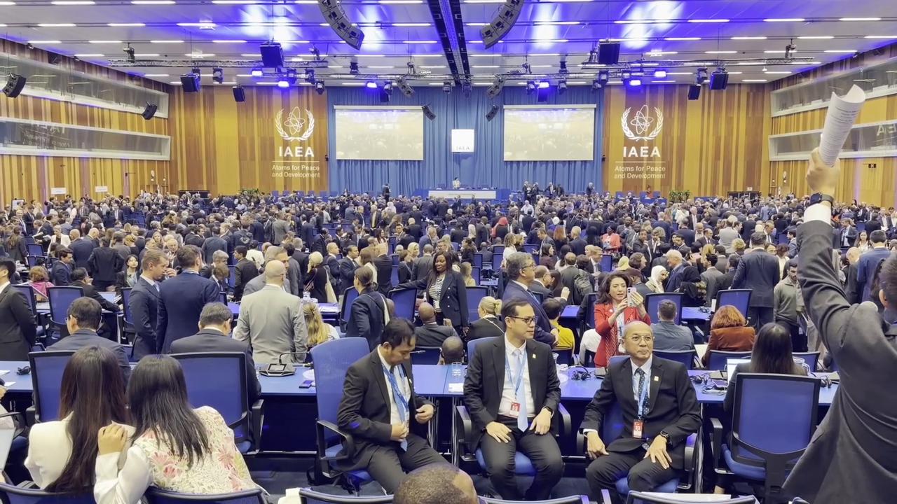 Video thumbnail for Austria: IAEA conference opens in Vienna as Austria denies visa to Iran’s nuclear chief.