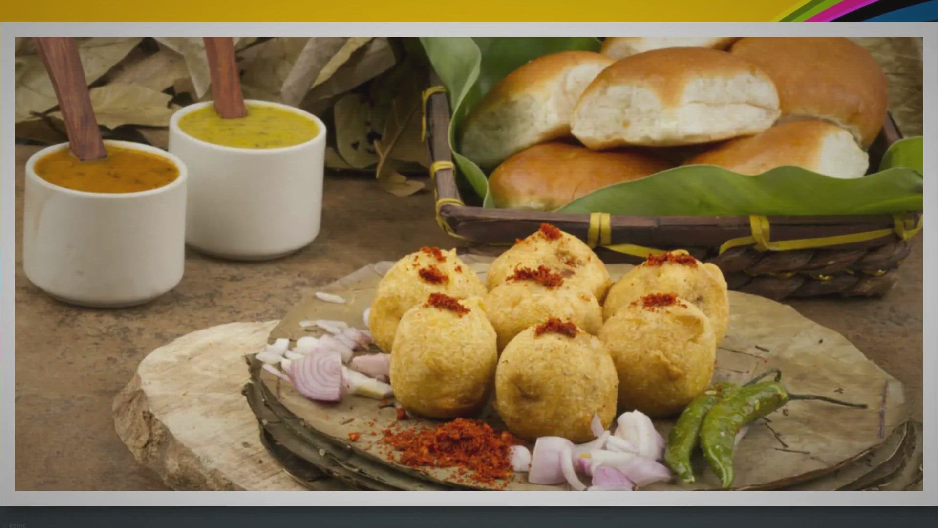 Video thumbnail for 20 Most Delicious Street Foods of Mumbai everyone should Try