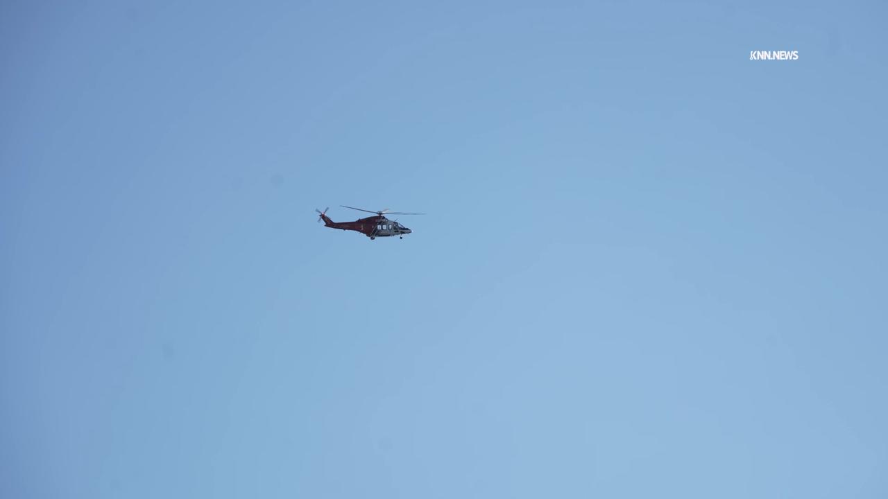 Video thumbnail for US, Los Angeles: Brentwood Brush Fire Breaks Out Near Getty Center.