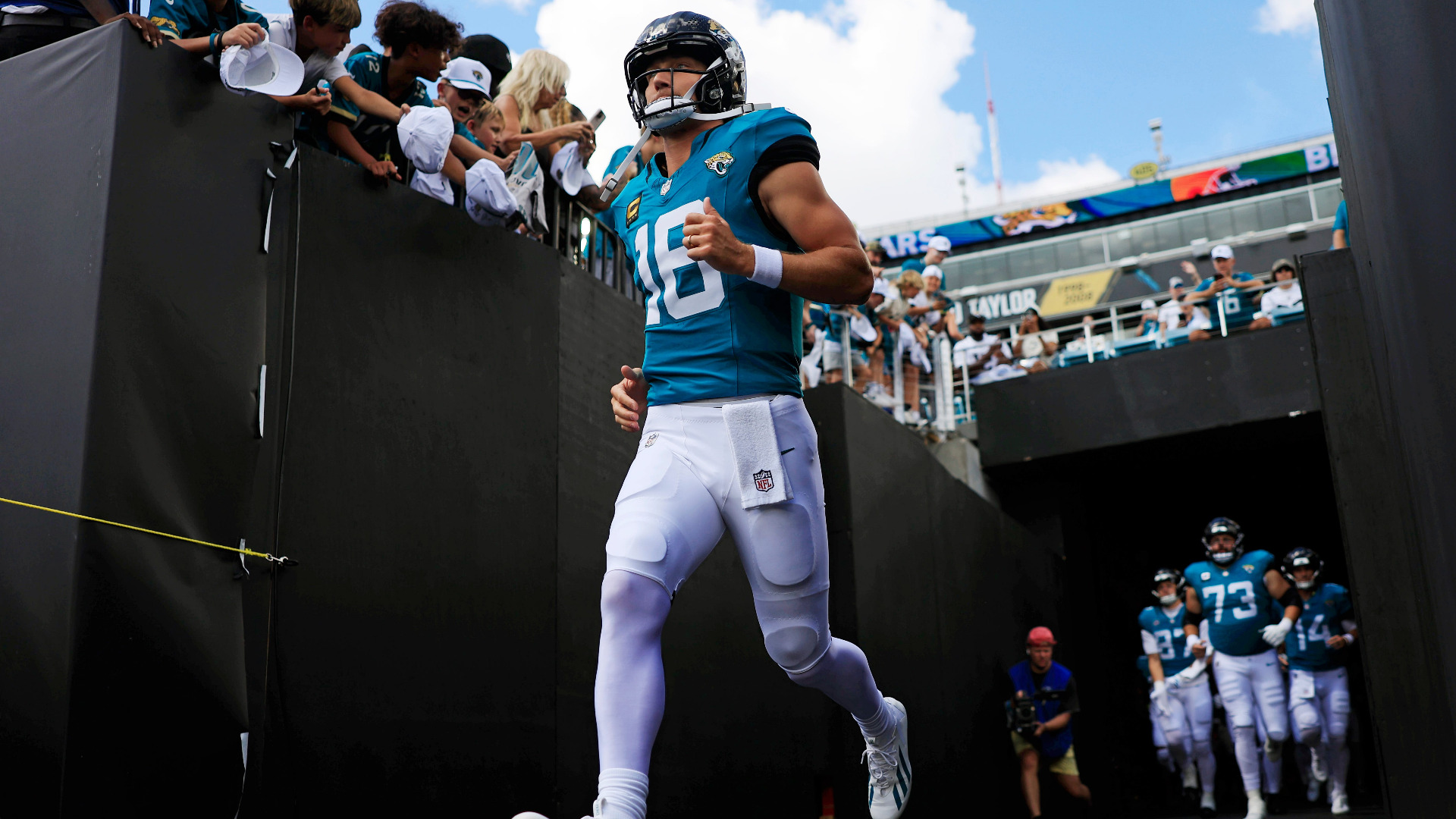 Video thumbnail for Denver Broncos' Home Field Advantage Against Jaguars