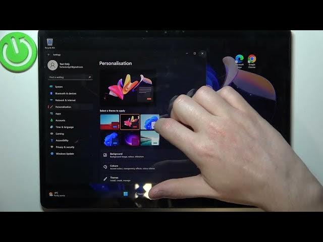 Video thumbnail for Microsoft Surface Pro X - How To Change Wallpaper