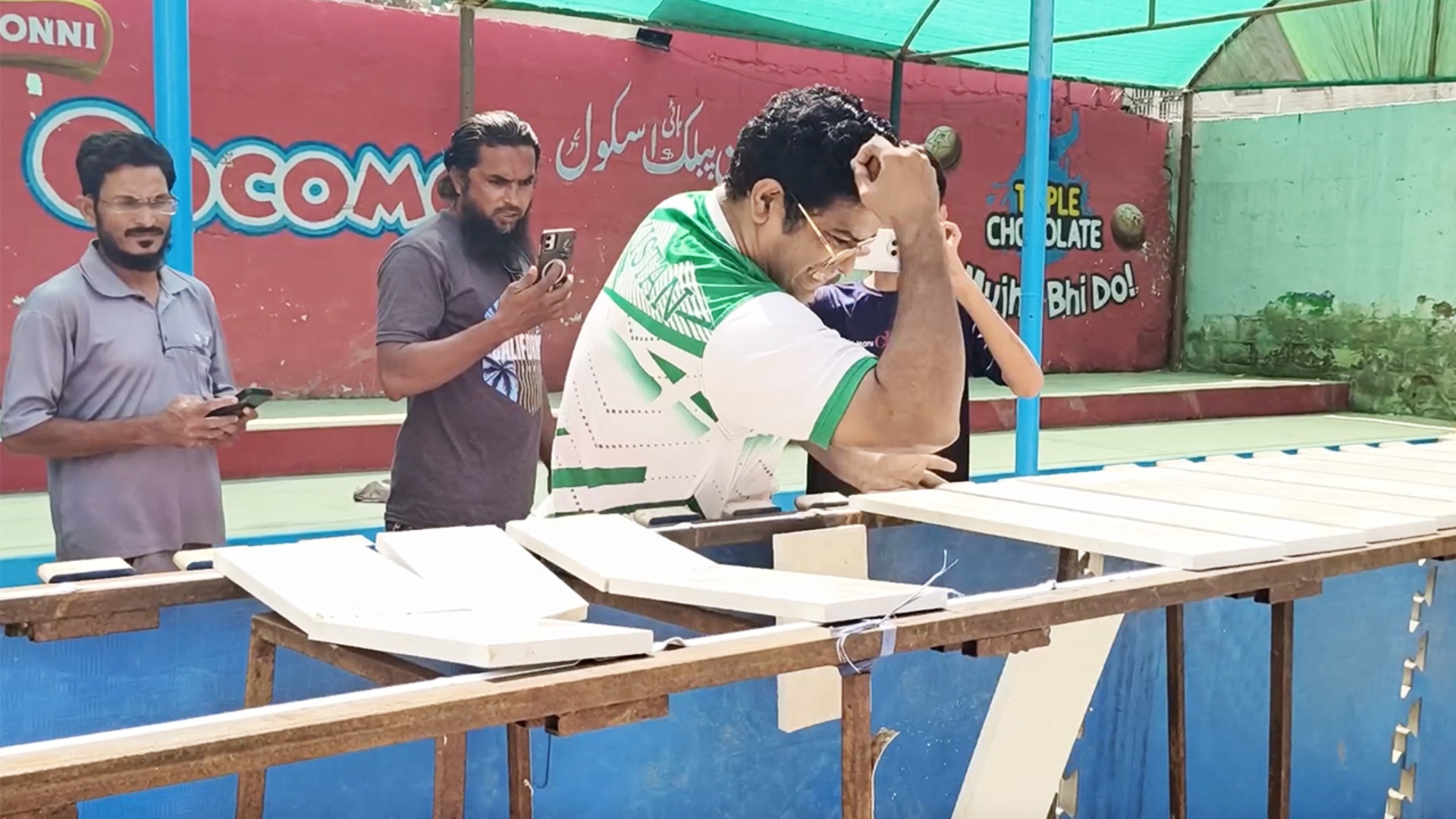 Video thumbnail for Most marble slabs broken with the elbow in one minute  70 by Muhammad Rashid