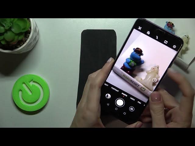 Video thumbnail for How to Change Volume Keys Function on HUAWEI P20 Pro Camera | Using Volume Rocker as Camera Hotkeys