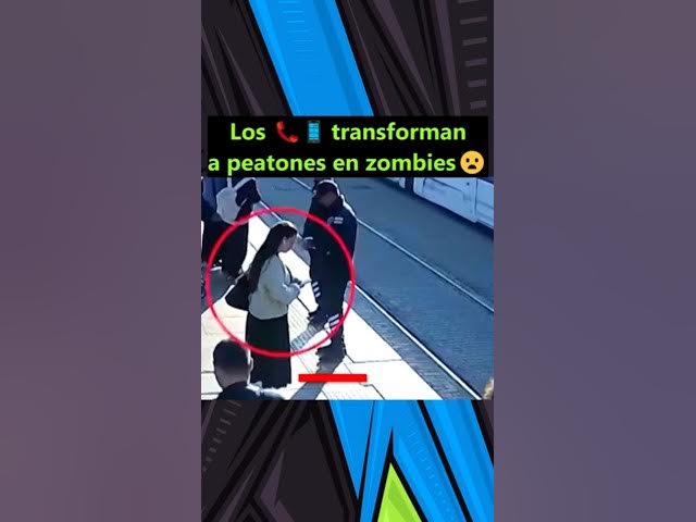 Video thumbnail for Mujer distraida con el celular casi es atropellada!