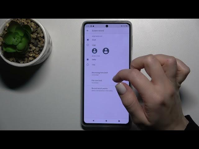 Video thumbnail for How to Change Screen Recorder Quality on MOTOROLA Edge 20 Pro | Screen Recorder Advanced Options