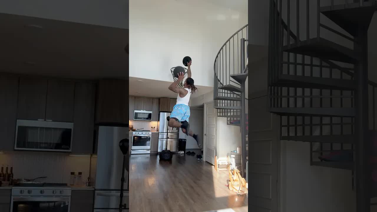 Video thumbnail for (355) in the lab silent basketballs rated