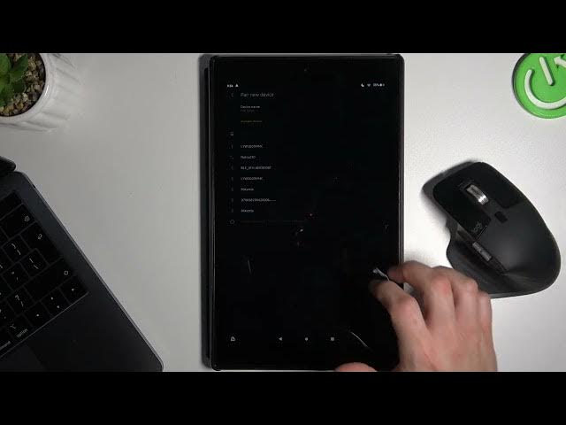 Video thumbnail for How to Add a Mouse to your Amazon Tablet? Pair Bluetooth Mouse and Navigate System with the Cursor!