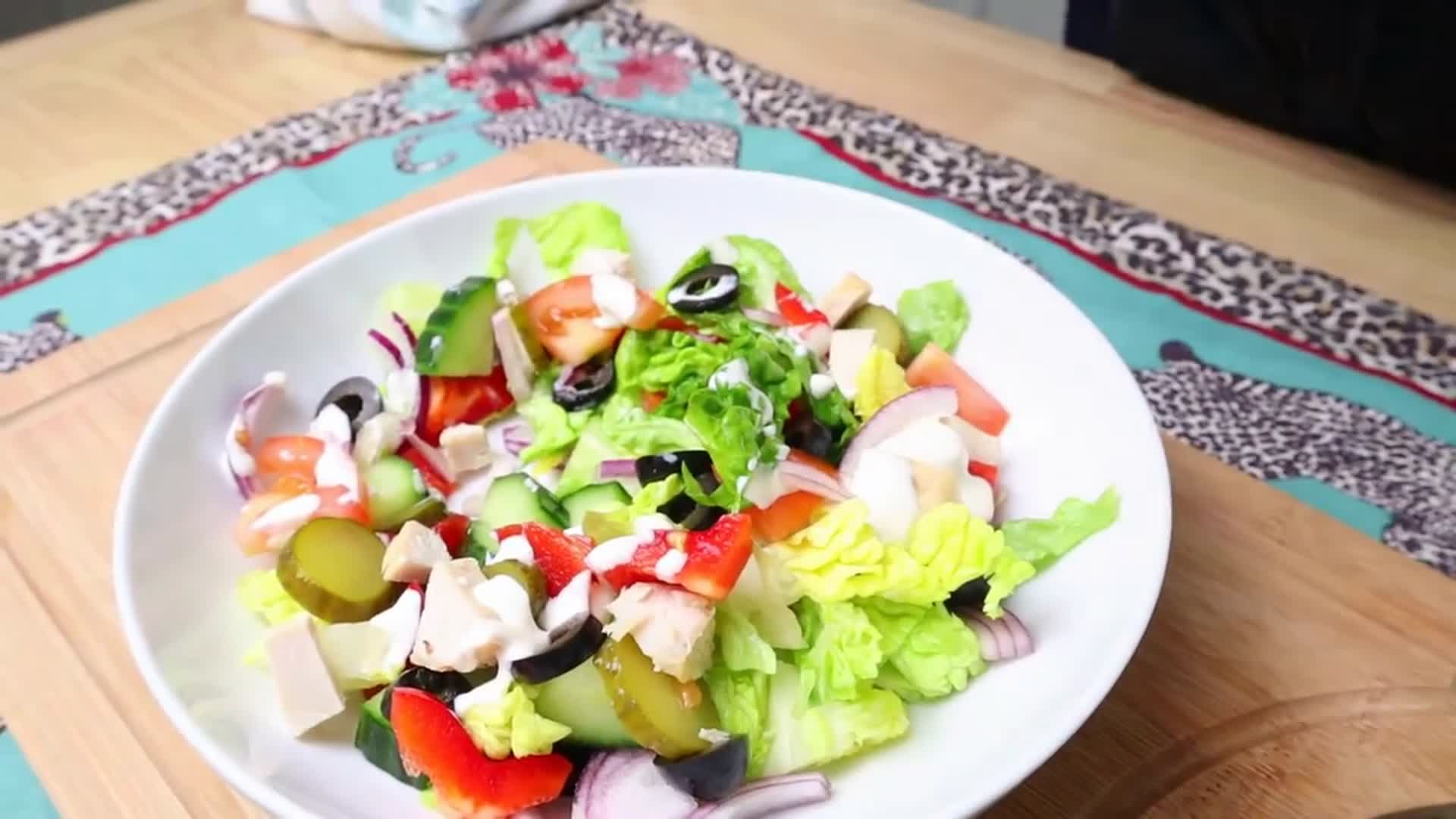 Video thumbnail for Fresh Veg Salad Recipe