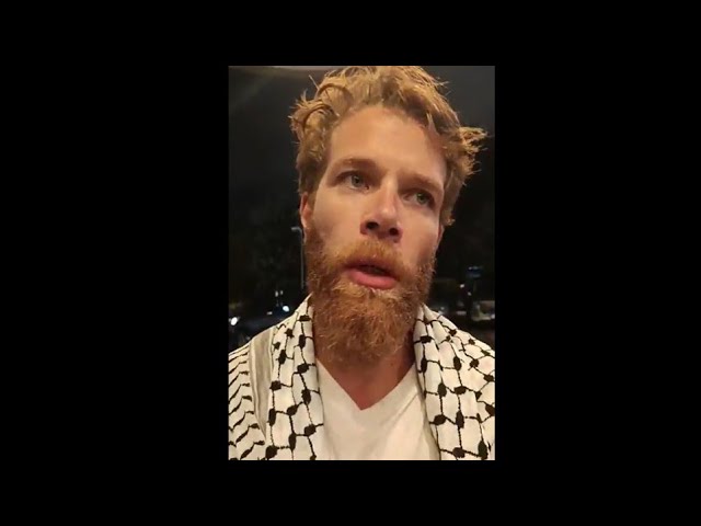 Video thumbnail for أسطول الصمود لكسر الحصار..الممثل محمد مراد في أول تصريح بعد إطلاق سراحه