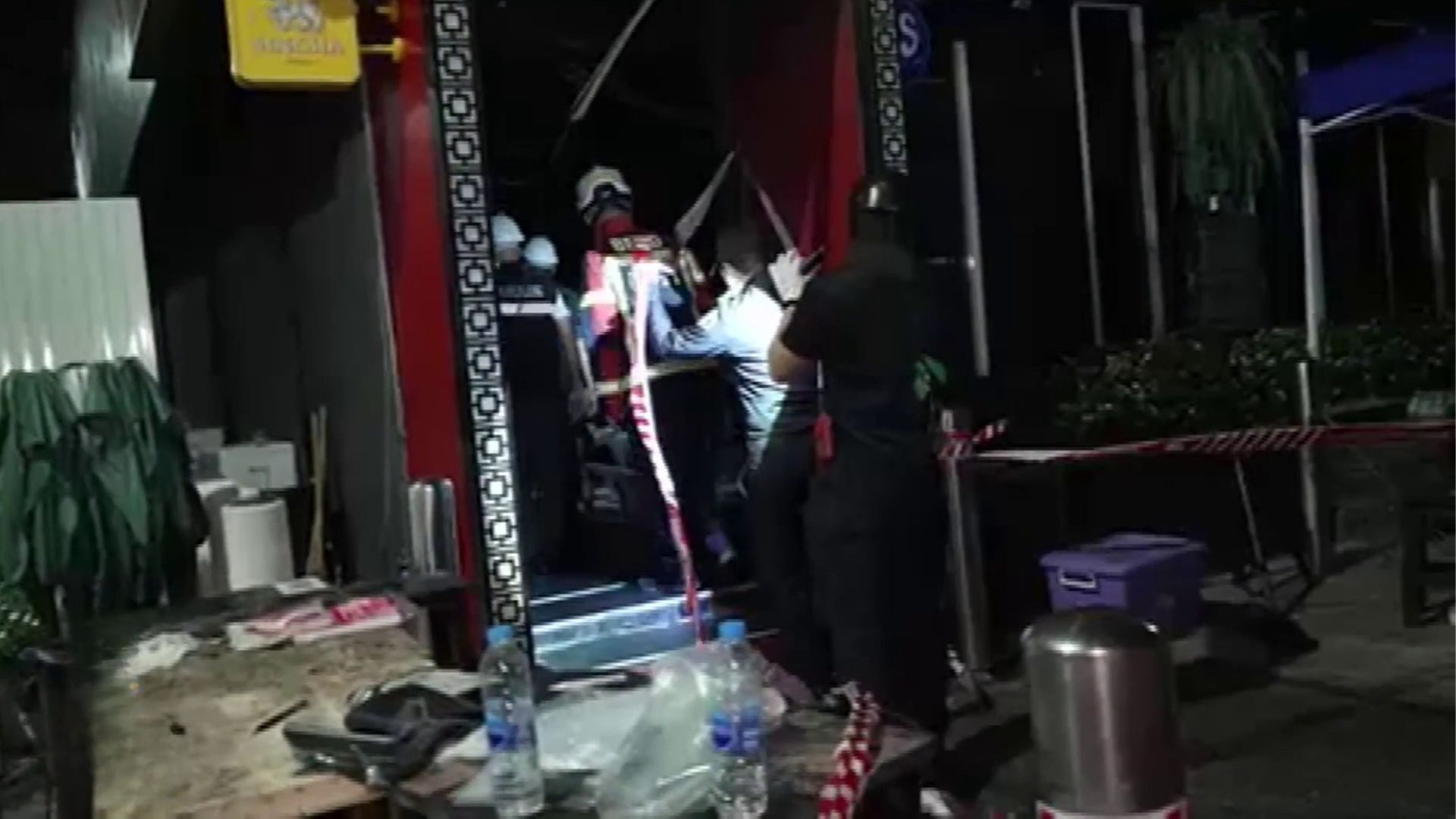 Video thumbnail for Bangkok Fire: At least 27 dead, after blaze in Pub